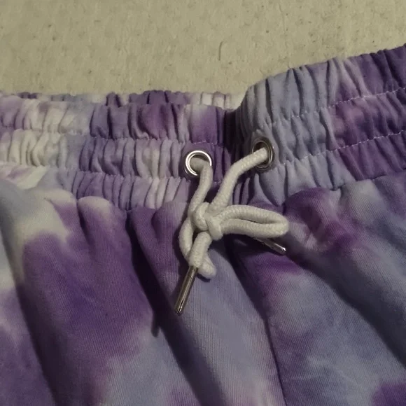 Refuge by Charlotte Russe tie dye sweatsuit - Picture 7 of 10